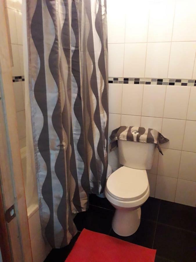Hostal Girasoles, Empresas,Facturas Chillán Dış mekan fotoğraf